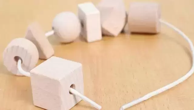自闭症孩子注意力差怎么办？（儿童注意力训练游戏）插图-1星连接