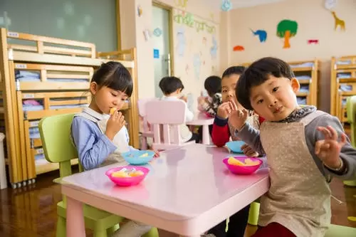 阿斯伯格孩子犯错误：采取正确的方法来引导孩子插图-星连接