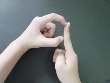 学龄前宝宝到底该不该学拼音（教宝宝拼音先学会拼音手指操）插图-16星连接