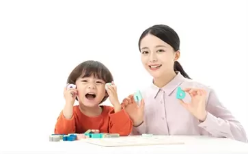 3岁孩子感统训练可以做哪些训练（怎样训练孩子感统训练）插图-星连接