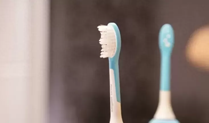 如何给宝宝选牙刷？怎样选适合孩子的牙刷和牙膏？插图-1西米麦田
